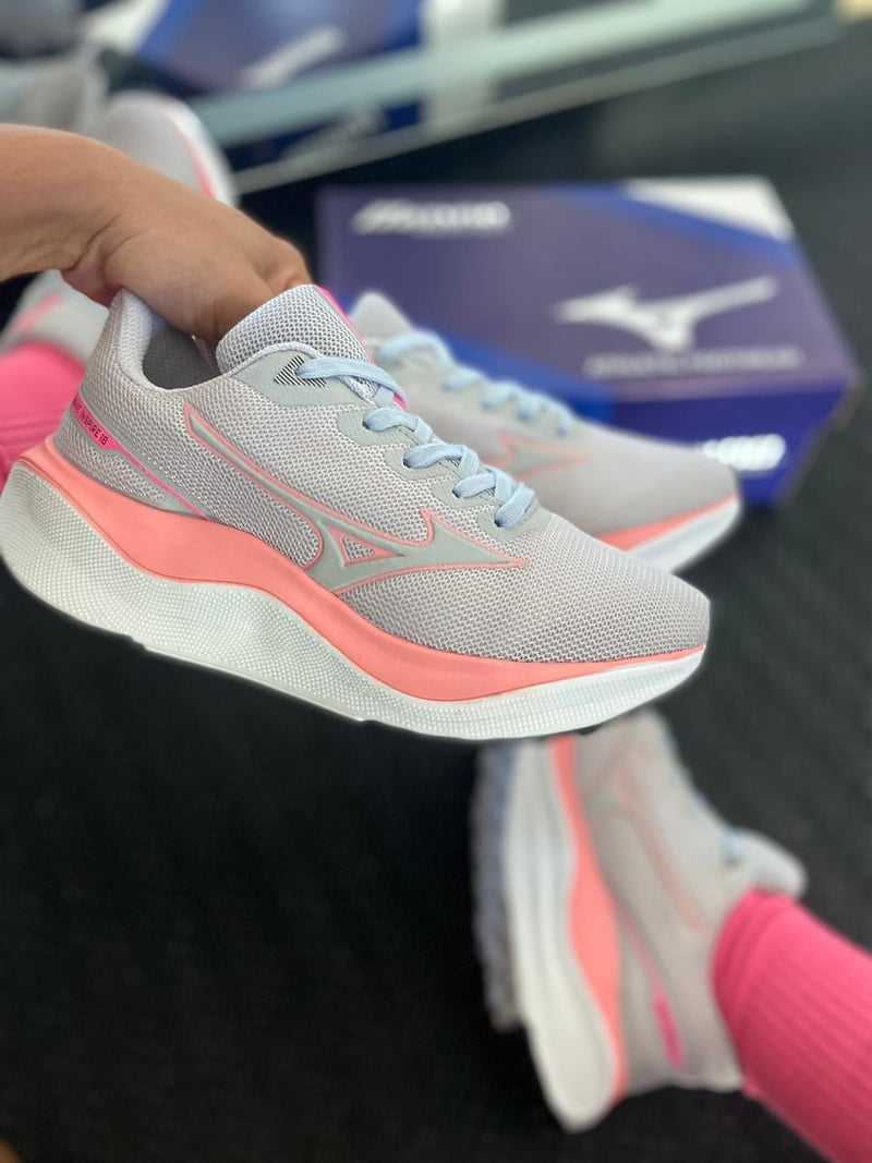 Mizuno inspire