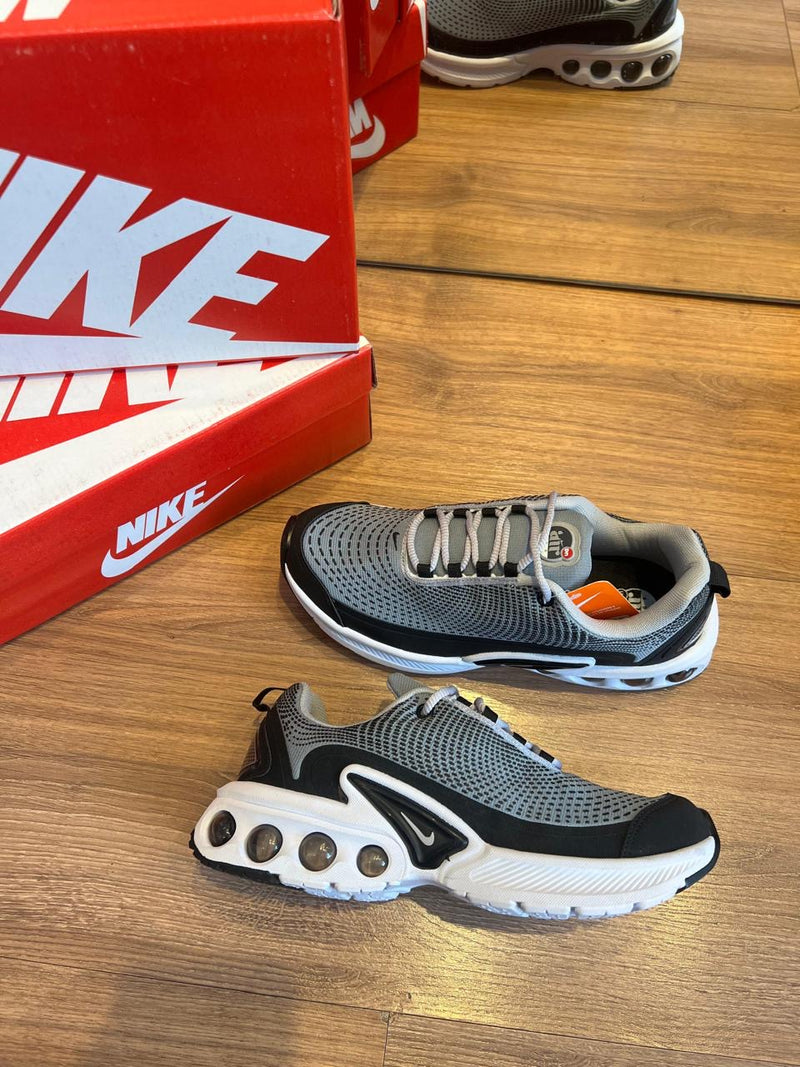 Tênis Nike Air Max DN